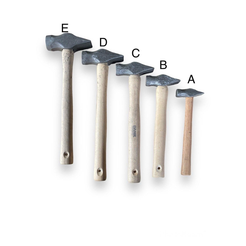 Молоток (В) круглий бойок, 45 сталь, порошкова фарба Молоток (В) круглий бойок, 45 сталь, порошкова фарба